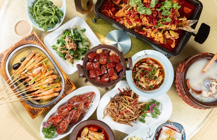 辟謠 | 春節(jié)吃得太油膩，這些食物能“刮油”解膩？來(lái)看真相