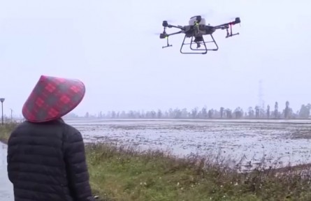 關注春耕生產(chǎn)：送科技下鄉(xiāng) 為穩(wěn)產(chǎn)多產(chǎn)開好頭