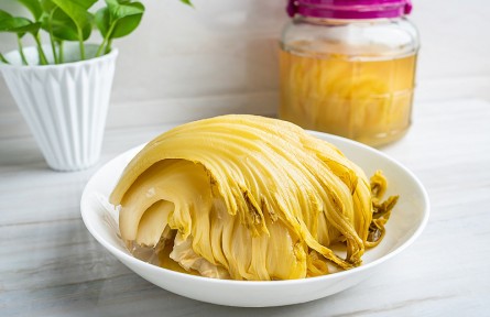 辟謠 | 自制酸泡菜安全嗎？油炸方便面會致癌嗎？