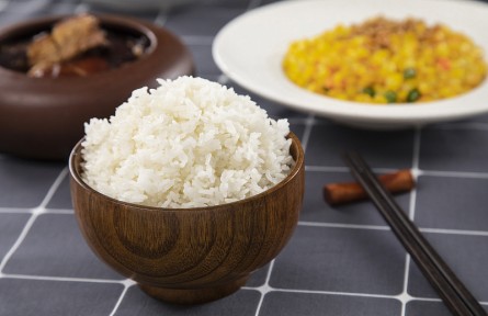 辟謠 | 吃“冷米飯”就能減肥？關(guān)于抗性淀粉，這些需要了解