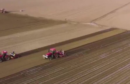 《2022中國衛(wèi)星導(dǎo)航與位置服務(wù)產(chǎn)業(yè)發(fā)展白皮書》發(fā)布 我國基本形成北斗產(chǎn)業(yè)體系