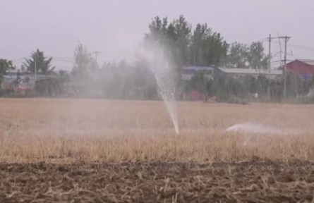 河南：高溫干旱 各地多舉措確保農田灌溉