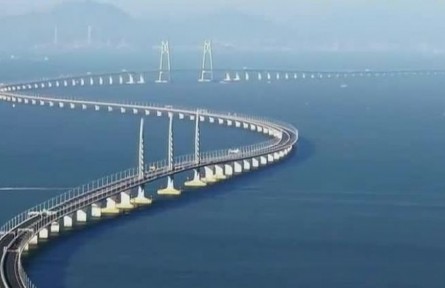 《焦點訪談》【奮斗 新的偉業(yè)】科教興國 人才強國