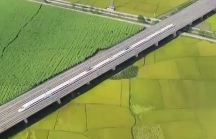 錨定高質(zhì)量發(fā)展之路 中國經(jīng)濟航船行穩(wěn)致遠(yuǎn)