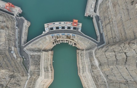 科技名詞 | 壩式水電站  dam-type hydropower station