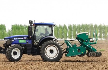 天津：新技術新裝備 助力玉米高產種植