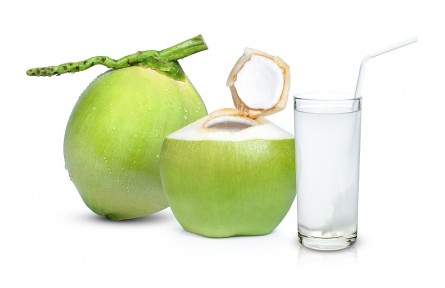 辟謠 | 喝預(yù)開口椰子水會(huì)致命？椰子水能凈化羊水？真相來了