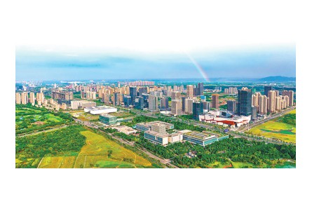 這束光，在創(chuàng)新中持續(xù)閃亮——開(kāi)局之年看光谷