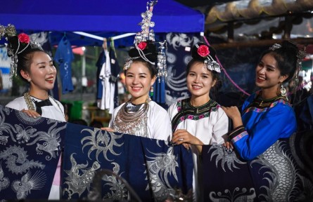 不只是快樂：“村超”給中國西南小城帶來了什么？