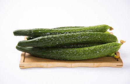 辟謠 | 每天吃一根黃瓜，身體會發(fā)生什么變化？真的降血壓、降血糖？