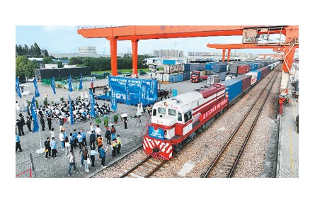 已有約3000家企業(yè)簽約參展、展覽面積超36萬平方米——2023年進(jìn)博會將全面恢復(fù)線下辦展