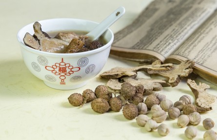 辟謠 | 不懂秋冬進(jìn)補(bǔ)，可能越補(bǔ)越虧！這些進(jìn)補(bǔ)誤區(qū)要避免