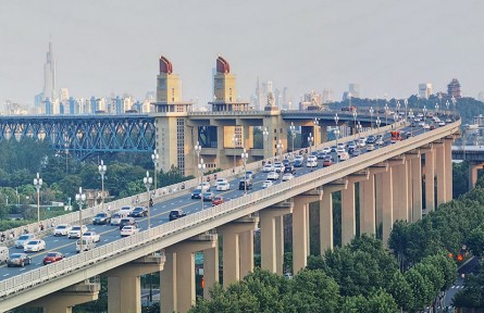 長江流域歷史上有哪些重要科技發(fā)明？