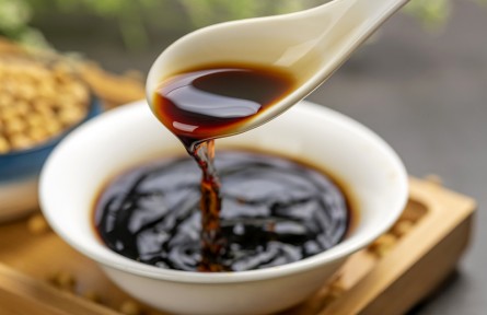 辟謠|靠吃美白或變黑，都不靠譜