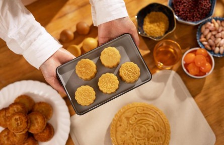 中秋節(jié)過完了月餅還沒吃完？剩月餅花樣做小吃 快試試吧！