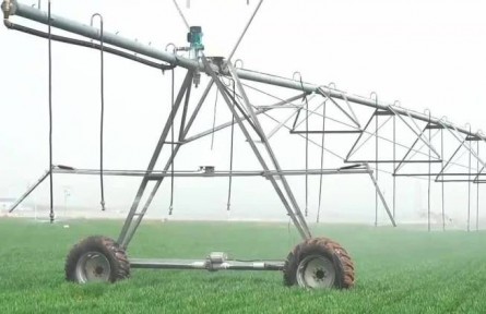 搶抓農(nóng)時 科技助農(nóng)解鎖春耕“密碼”