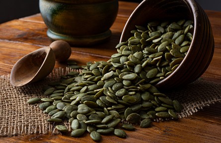 愛吃南瓜籽的有福了，每天1小把，竟有這么多意想不到的好處！