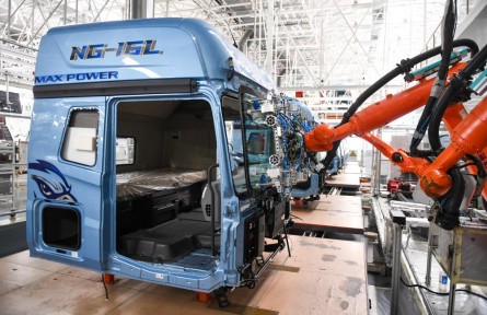 人工智能+機(jī)器人，如何打造未來“超級(jí)工廠”？