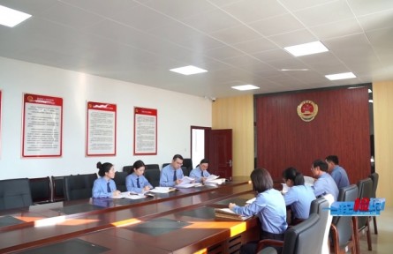 《一起檢閱》：依法治欠 為農(nóng)民工討薪“撐腰”