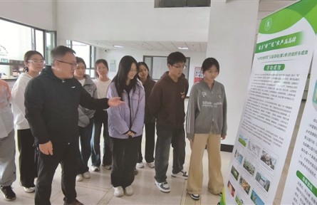 青春執(zhí)筆，書寫家鄉(xiāng)“特”“優(yōu)”故事