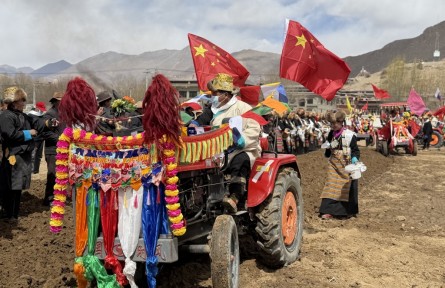 西藏南木林縣：湘巴大地春耕忙