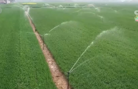 讓數(shù)據(jù)說話，向科技要產(chǎn)量！新技術(shù)護航讓春耕生產(chǎn)多了一份精準“底氣”